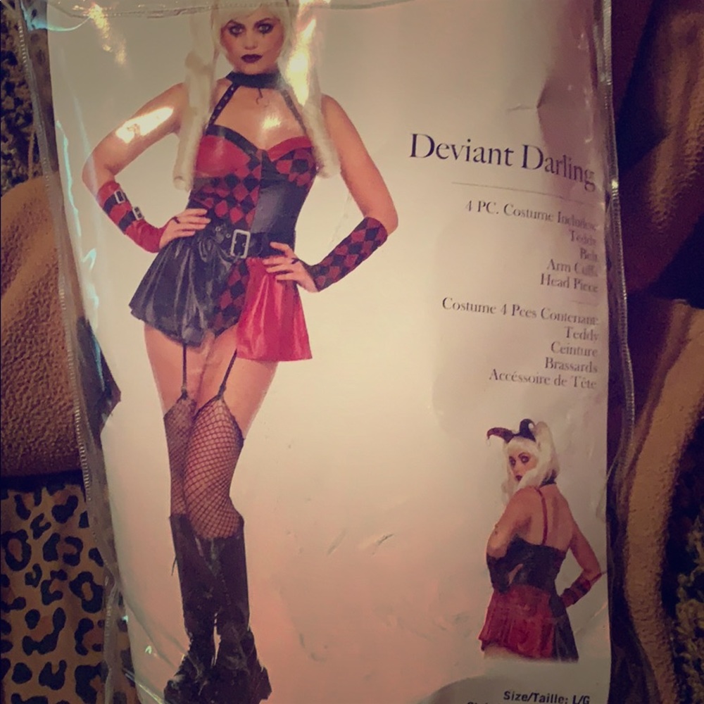 Halloween Deviant Darling costume